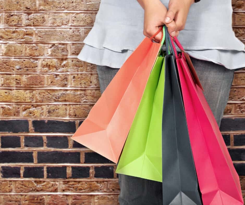 10 Holiday Shopping Tips: Get Big Savings and Stress Less!